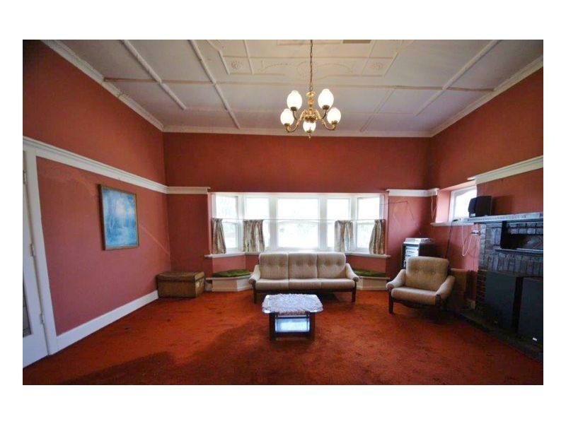 348 Harfleur St, Deniliquin NSW 2710