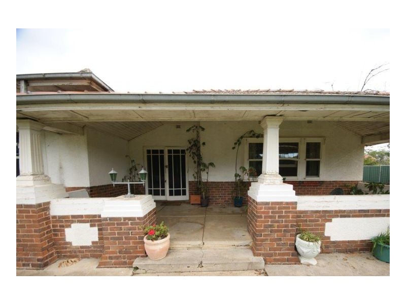 348 Harfleur St, Deniliquin NSW 2710