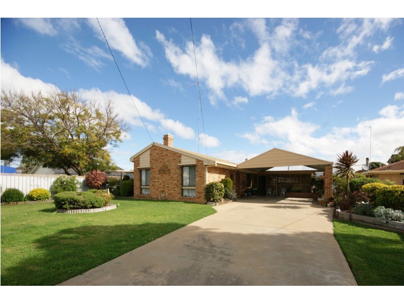 12 Holden Court, Deniliquin NSW 2710