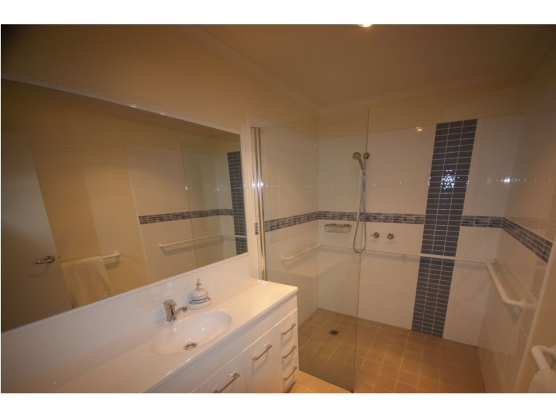 12 Holden Court, Deniliquin NSW 2710