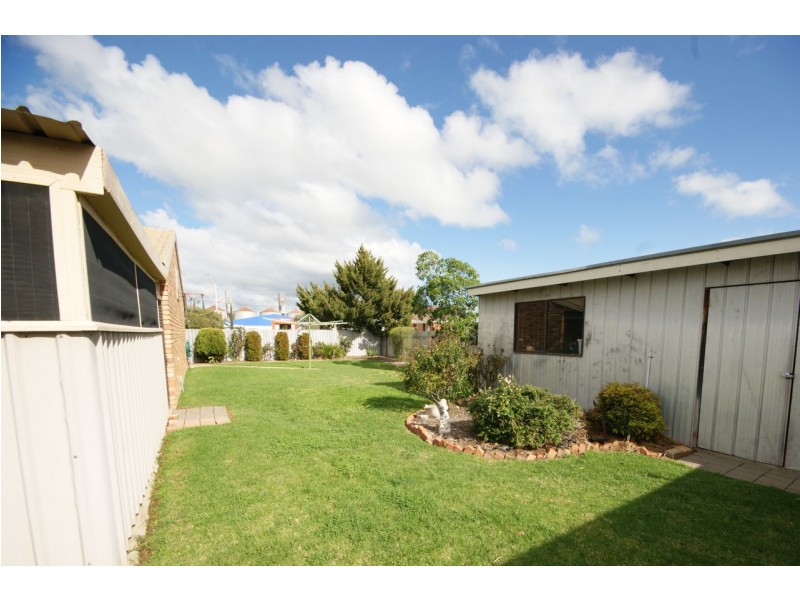 12 Holden Court, Deniliquin NSW 2710