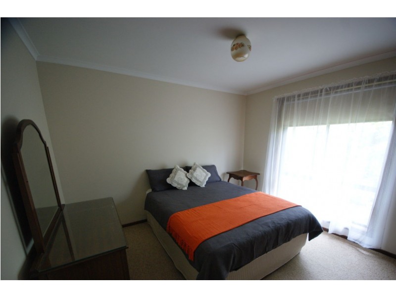 2/232 Harfleur Street, Deniliquin NSW 2710