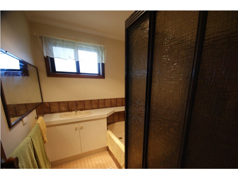 2/232 Harfleur Street, Deniliquin NSW 2710