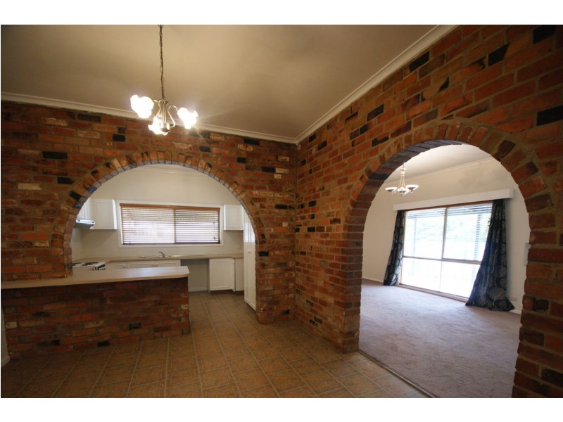 344 Jefferson Street, Deniliquin NSW 2710