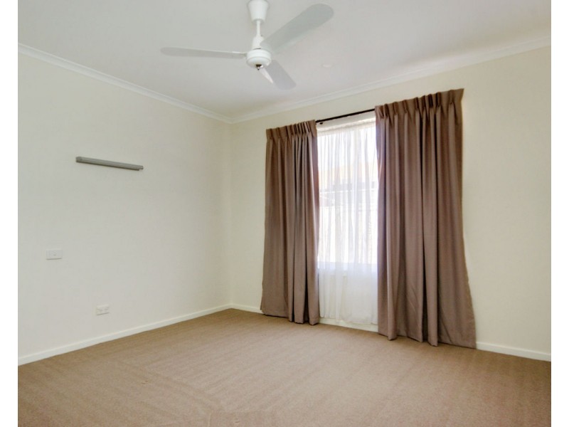 1/281 Harfleur Street, Deniliquin NSW 2710