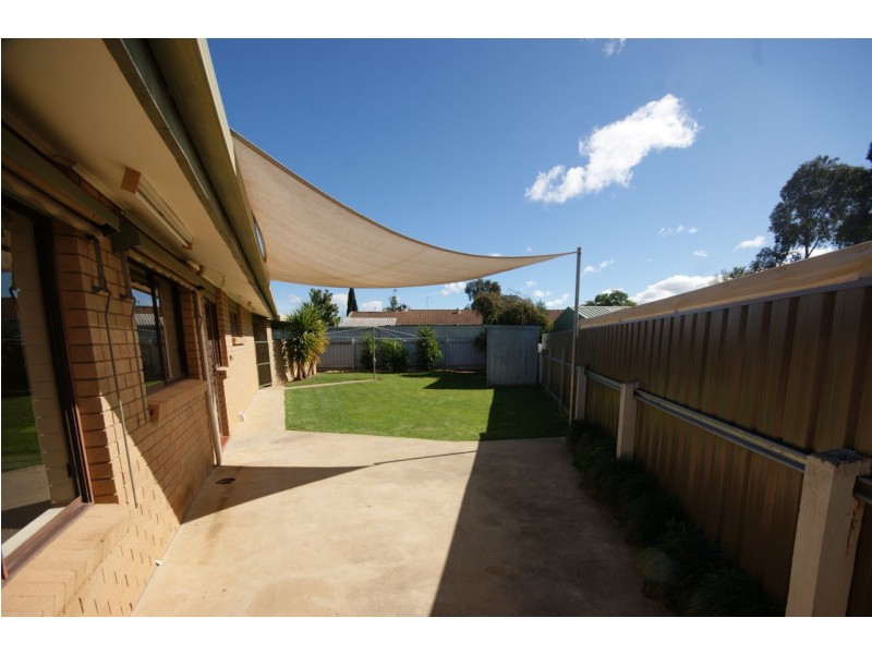 119 Decimus Street, Deniliquin NSW 2710