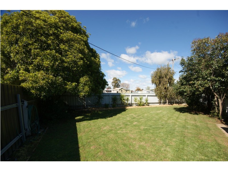 119 Decimus Street, Deniliquin NSW 2710