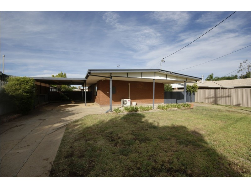 233 Hetherington Street, Deniliquin NSW 2710