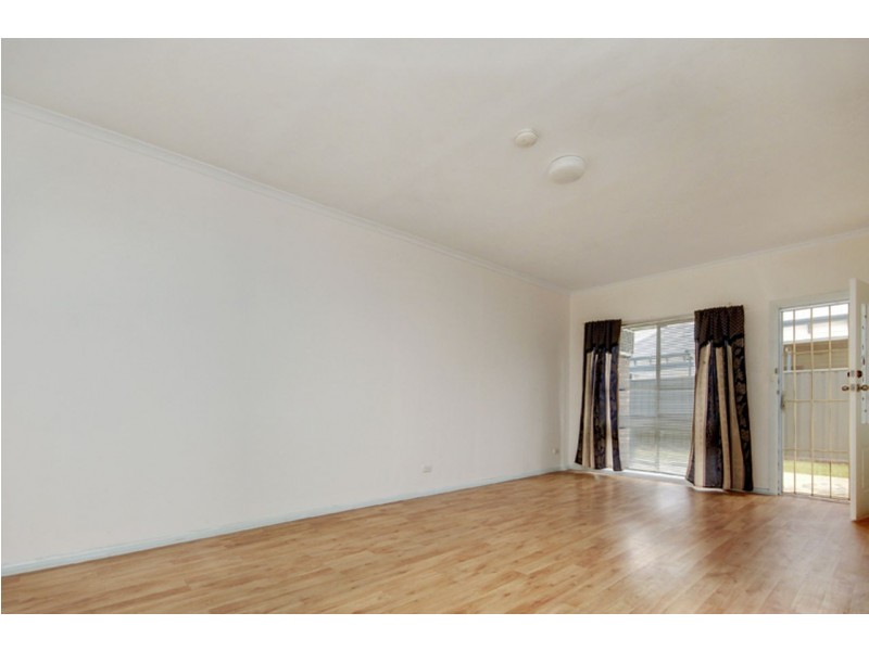 9/334-336 Henry Street, Deniliquin NSW 2710