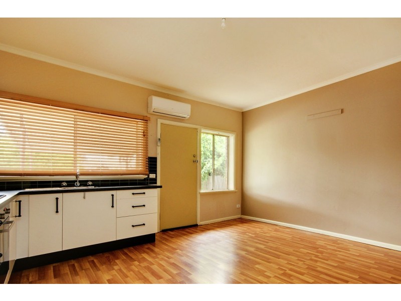 306 Wick Street, Deniliquin NSW 2710