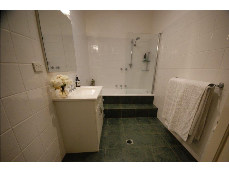 92 Junction Street, Deniliquin NSW 2710