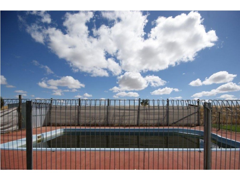20342 Riverina Hwy (Finley Rd), Deniliquin NSW 2710