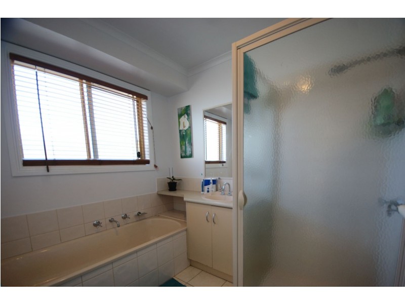 228 Henry Street, Deniliquin NSW 2710