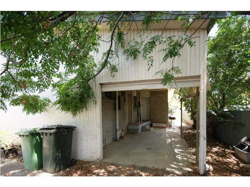 1/450 Maher Street, Deniliquin NSW 2710