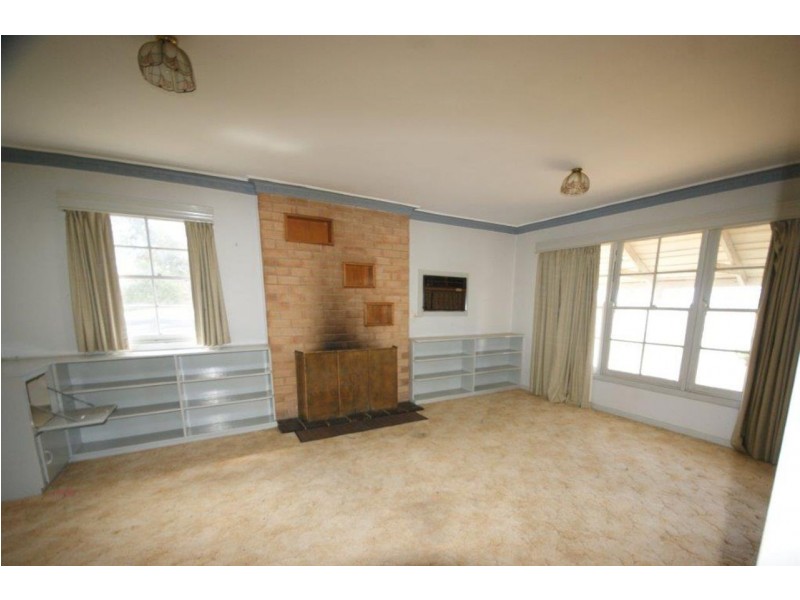 Windy Corner Finley Road (Riverina Hwy), Deniliquin NSW 2710