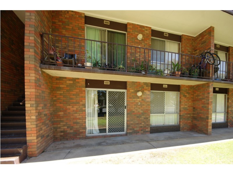 2/399 George Street, Deniliquin NSW 2710