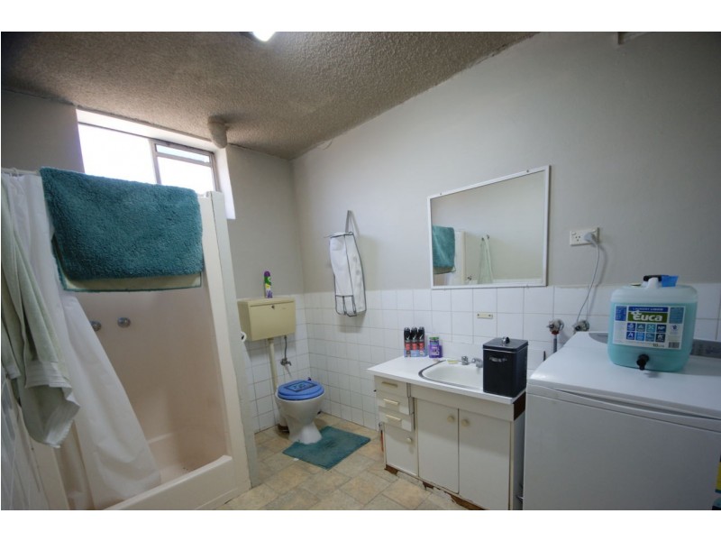 2/399 George Street, Deniliquin NSW 2710
