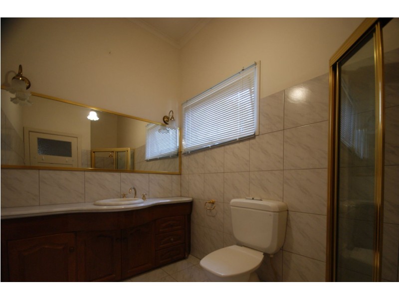 311 Harfleur Street, Deniliquin NSW 2710