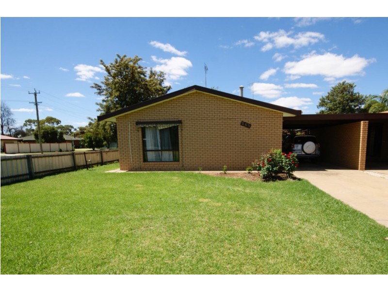 265 Victoria Street, Deniliquin NSW 2710