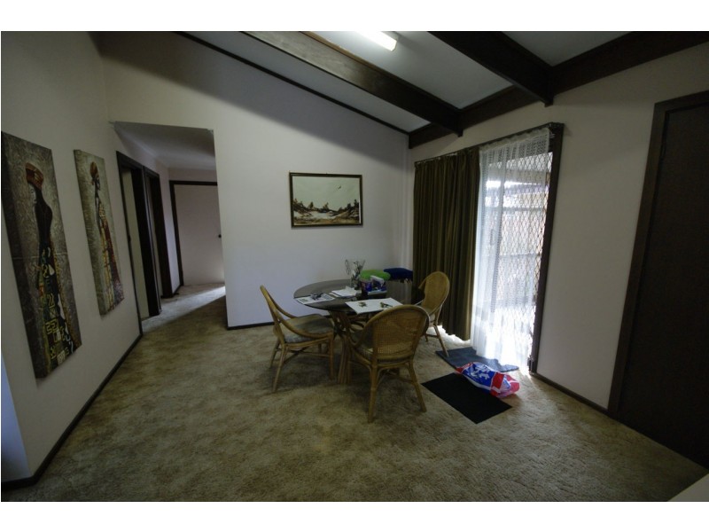 265 Victoria Street, Deniliquin NSW 2710