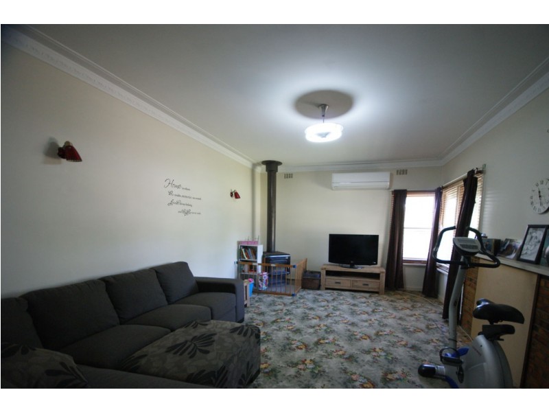 525 Maher Street, Deniliquin NSW 2710