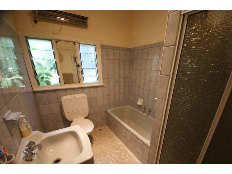 525 Maher Street, Deniliquin NSW 2710