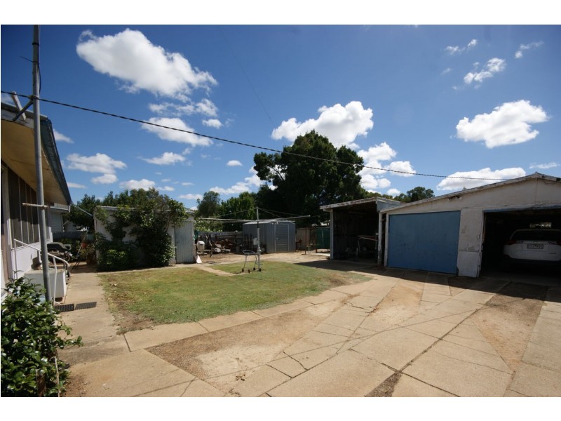525 Maher Street, Deniliquin NSW 2710