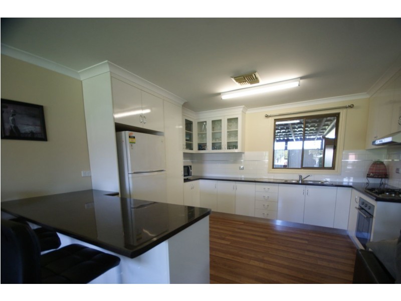 308 Sloane Street, Deniliquin NSW 2710