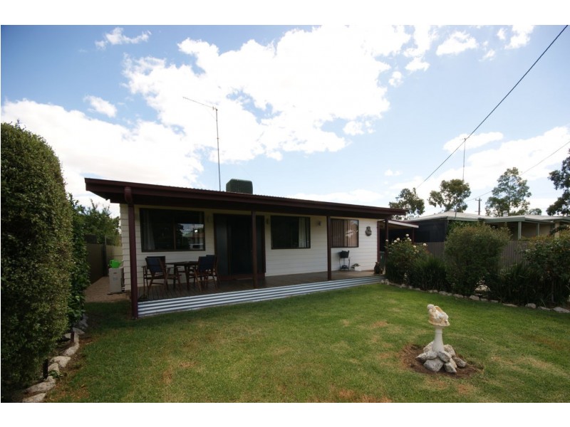 308 Sloane Street, Deniliquin NSW 2710