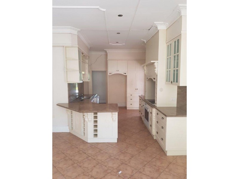 351 Henry Street, Deniliquin NSW 2710