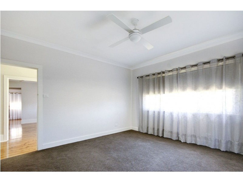 374 Victoria Street, Deniliquin NSW 2710