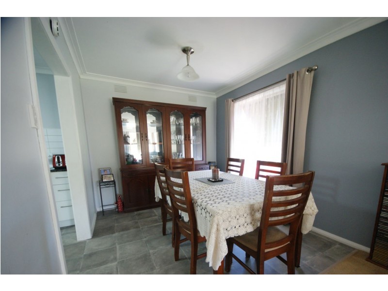 1 Greaves Crescent, Deniliquin NSW 2710