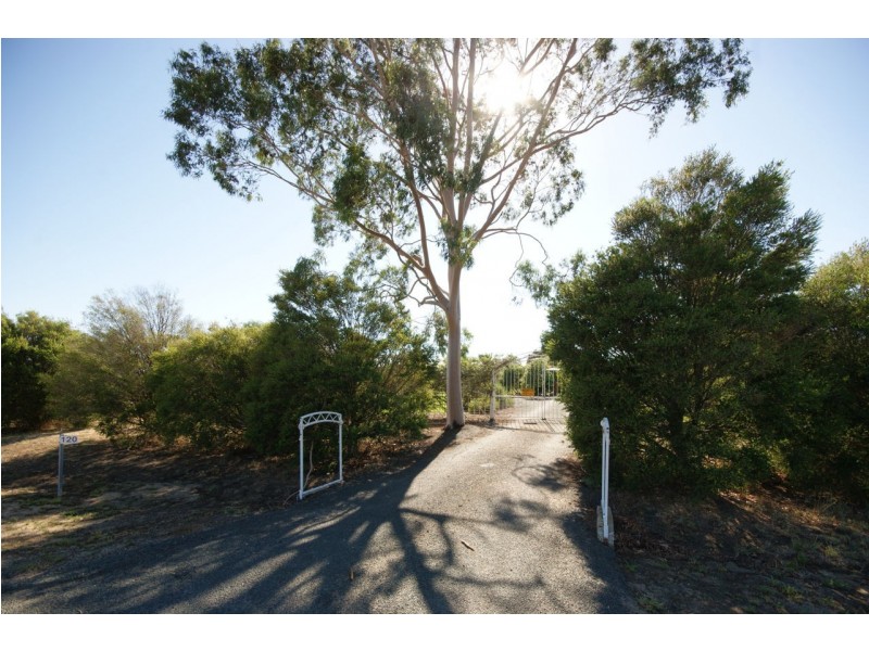 120 McCrabb Road, Deniliquin NSW 2710