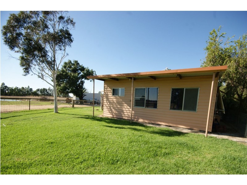 120 McCrabb Road, Deniliquin NSW 2710