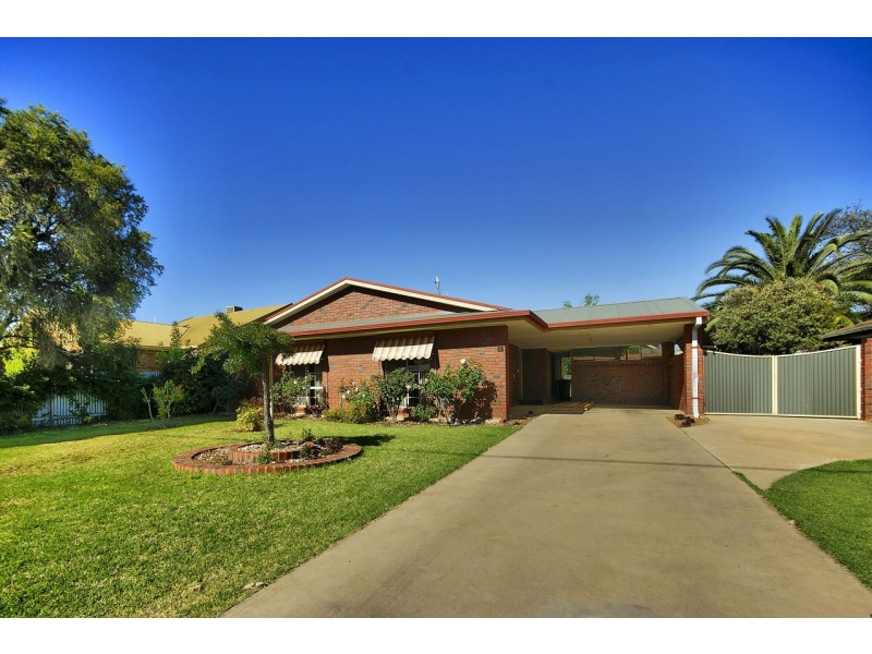 10 Watson Court, Deniliquin NSW 2710