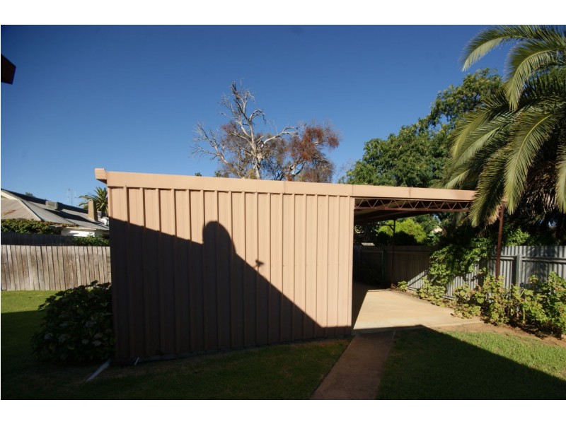 10 Watson Court, Deniliquin NSW 2710