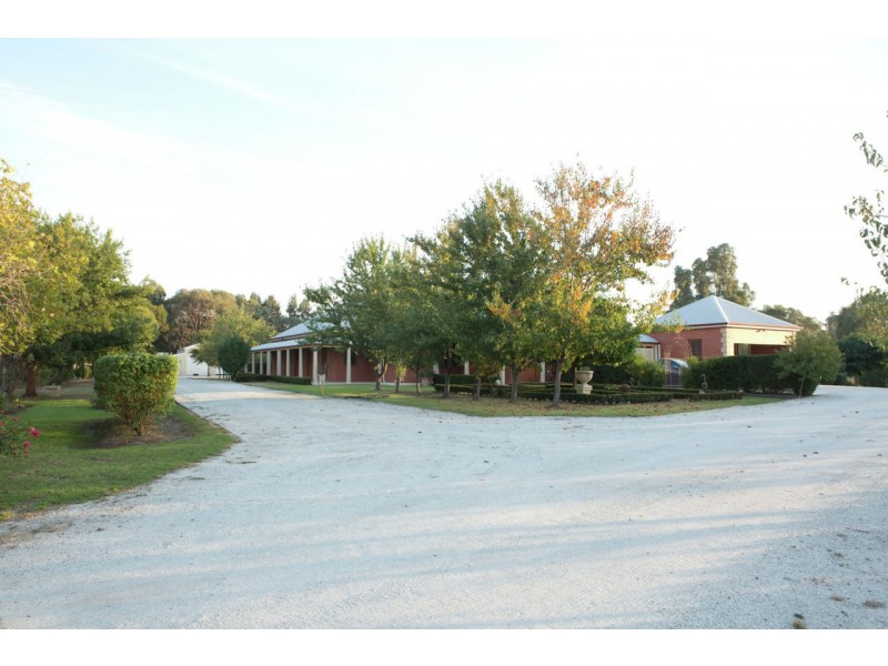 553-571 Harfleur Street, Deniliquin NSW 2710