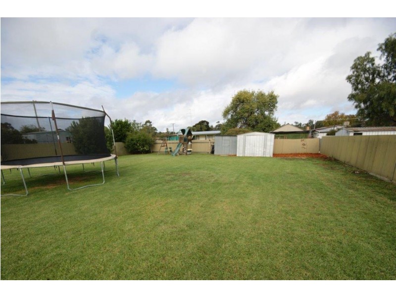 292 Fitzroy Street, Deniliquin NSW 2710