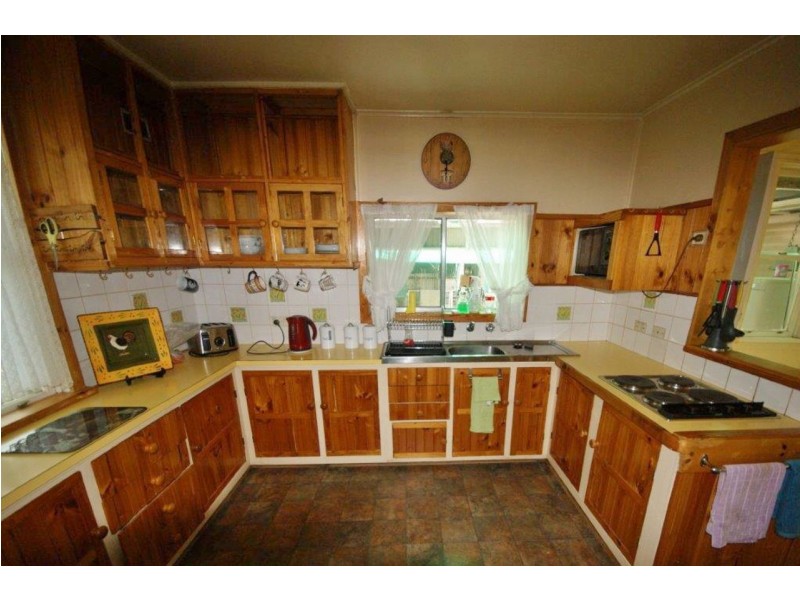 14 Robertson Crescent, Deniliquin NSW 2710