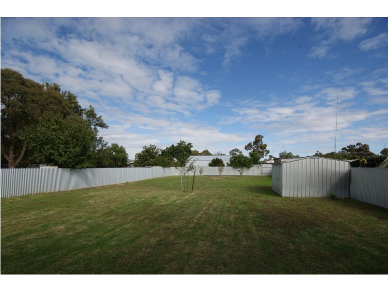 298 Henry Street, Deniliquin NSW 2710