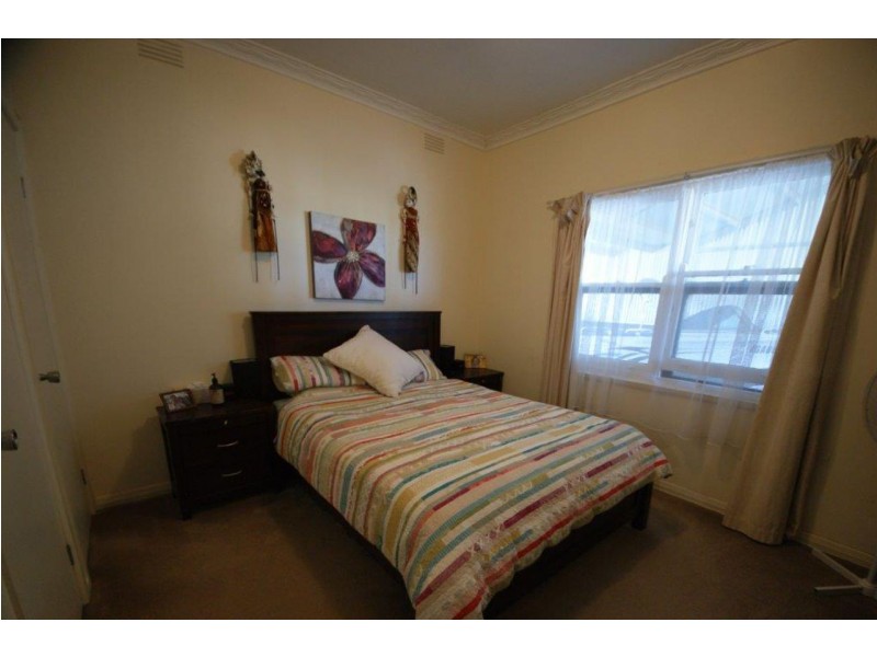 128 Decimus Street, Deniliquin NSW 2710