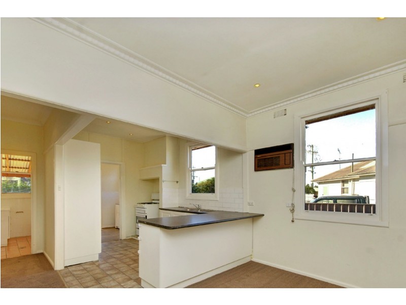 291 Sloane Street, Deniliquin NSW 2710