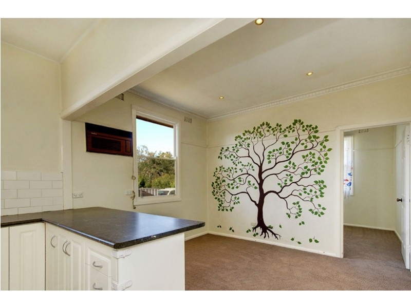 291 Sloane Street, Deniliquin NSW 2710