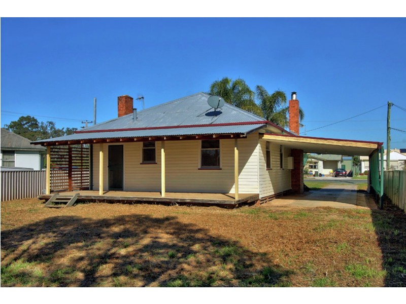 291 Sloane Street, Deniliquin NSW 2710