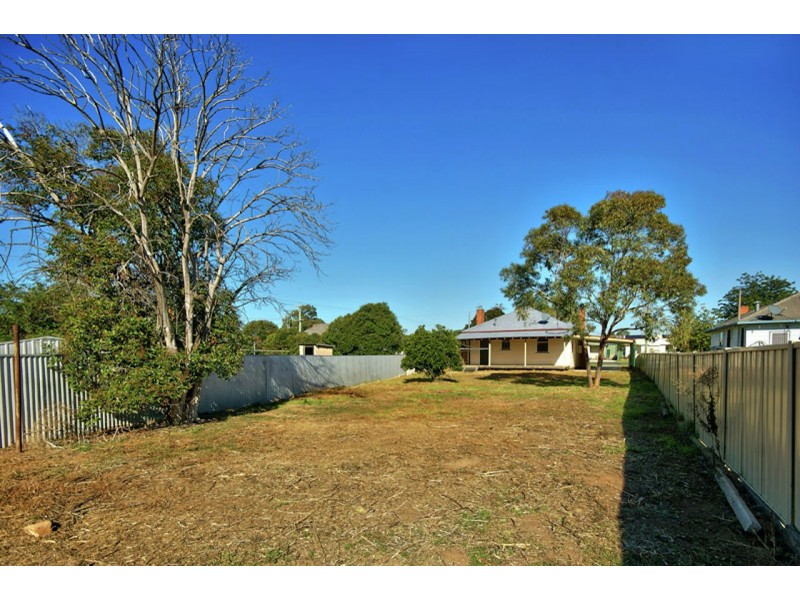 291 Sloane Street, Deniliquin NSW 2710