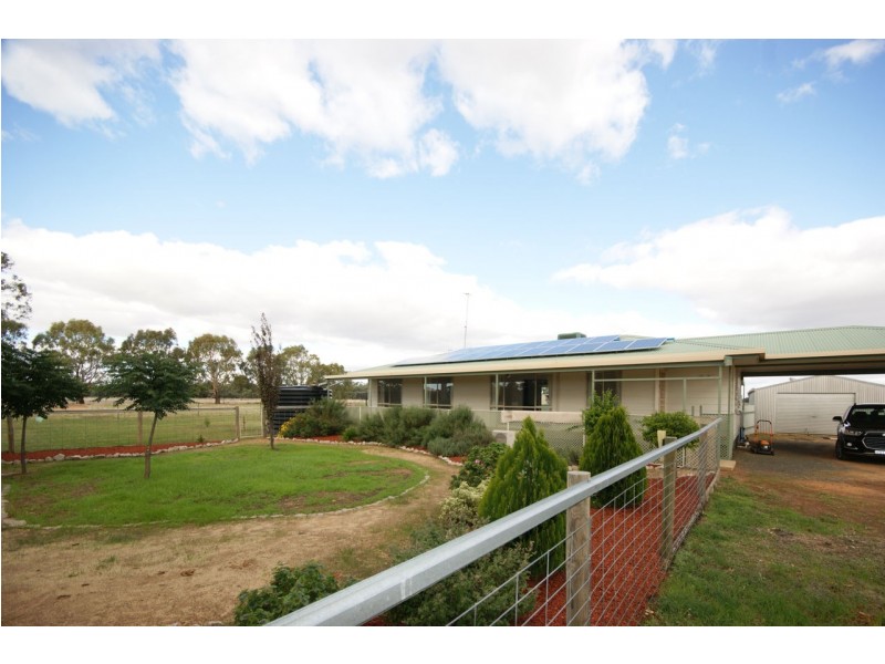 701 Moulamein Road, Deniliquin NSW 2710