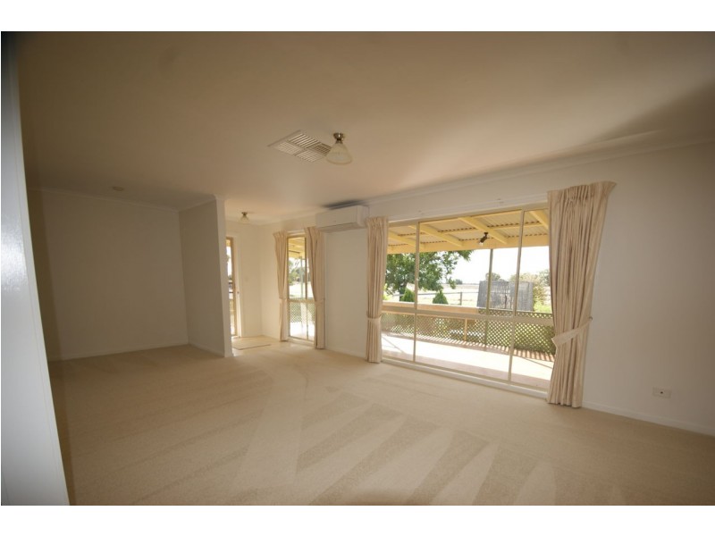 701 Moulamein Road, Deniliquin NSW 2710