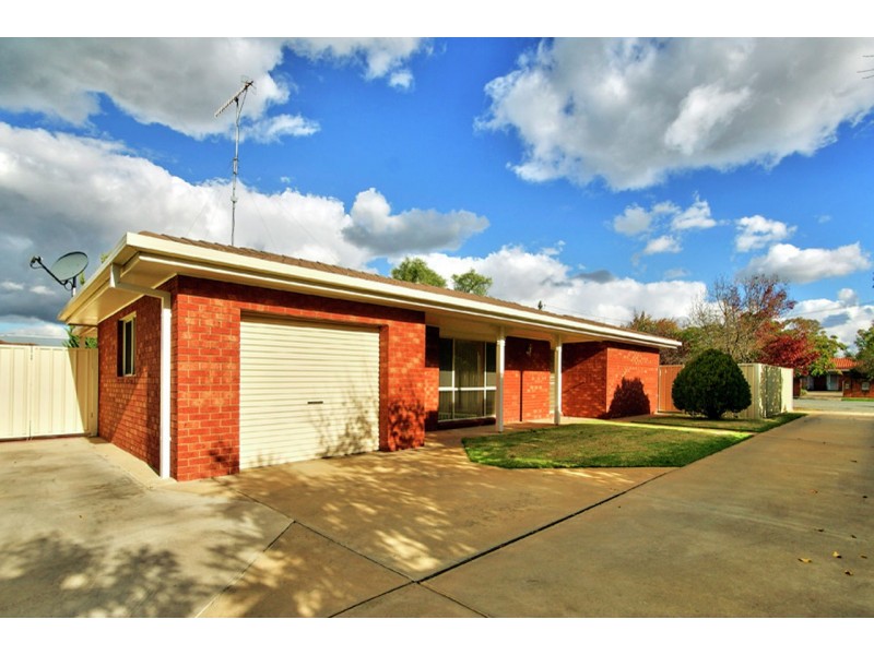 1/415 Cressy Street, Deniliquin NSW 2710