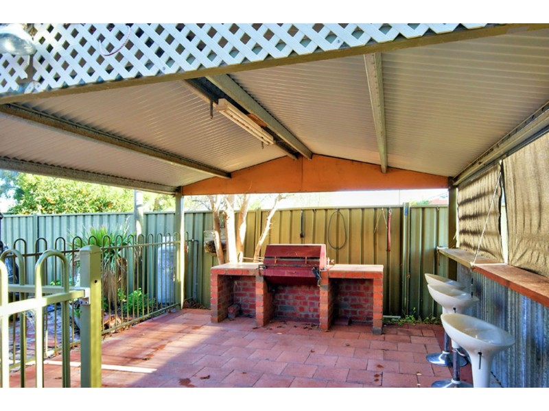 116 Hughes St, Deniliquin NSW 2710