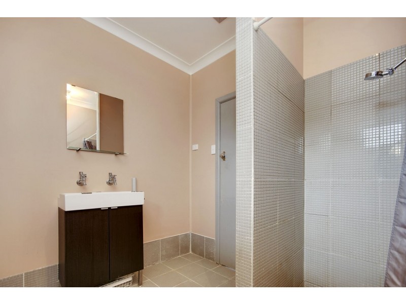1/306 Wick Street, Deniliquin NSW 2710